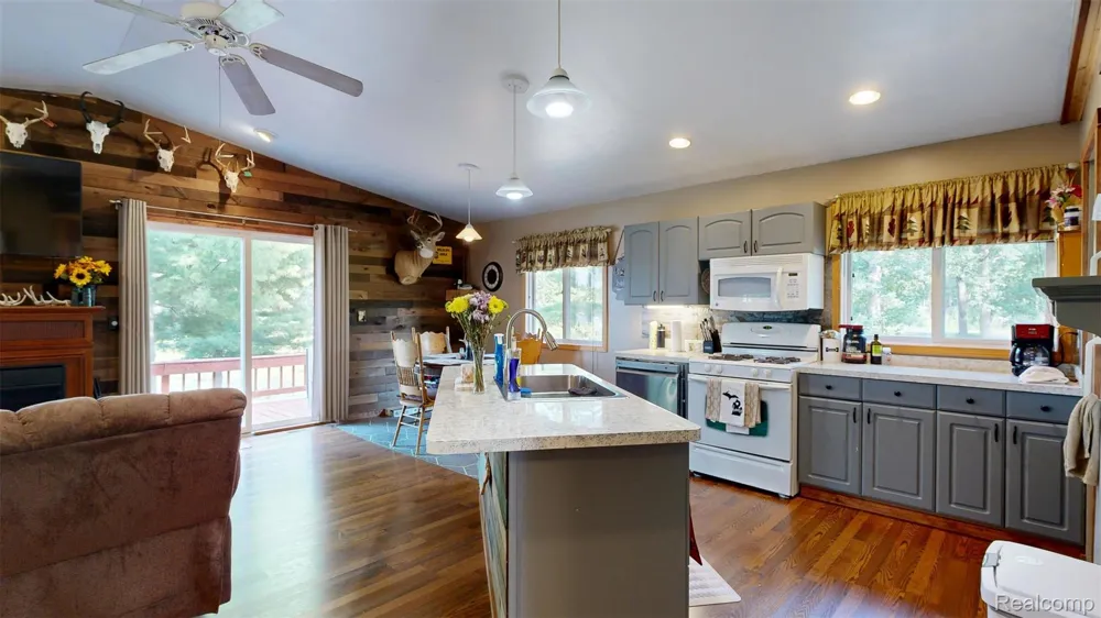 3622 Little Island Drive Grant Township, MI 48748