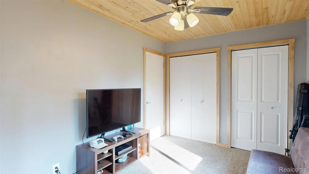 3622 Little Island Drive Grant Township, MI 48748