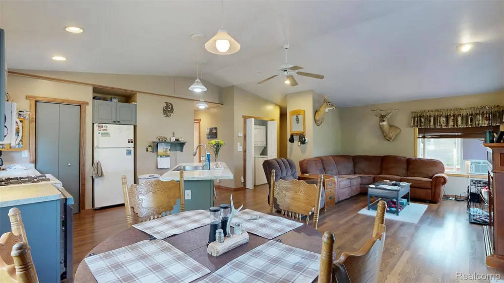 3622 Little Island Drive Grant Township, MI 48748