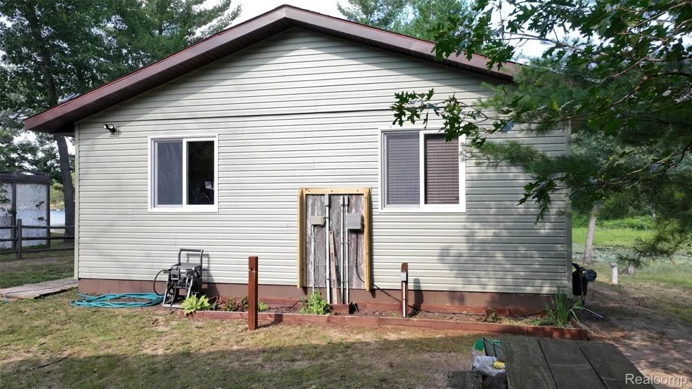 3622 Little Island Drive Grant Township, MI 48748