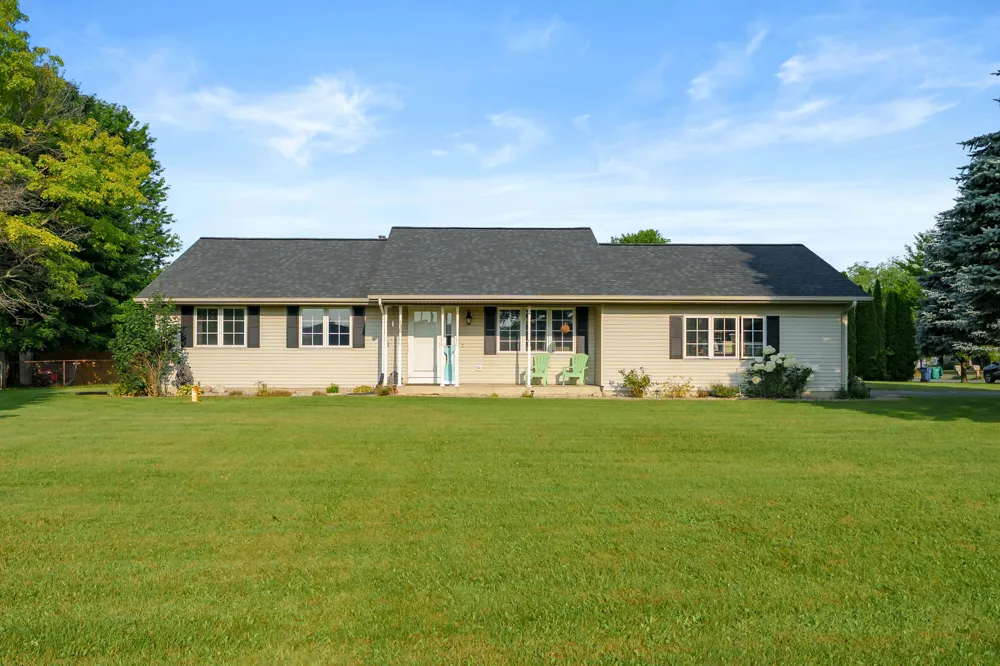 150 Gull Pointe Drive Bedford Charter Township, MI 49017