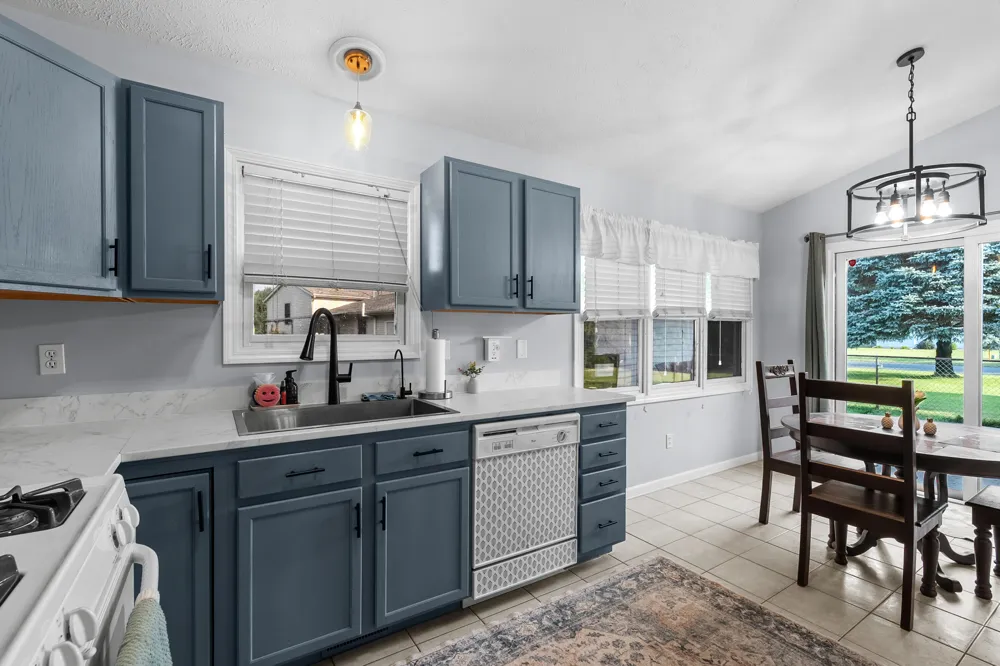 150 Gull Pointe Drive Bedford Charter Township, MI 49017