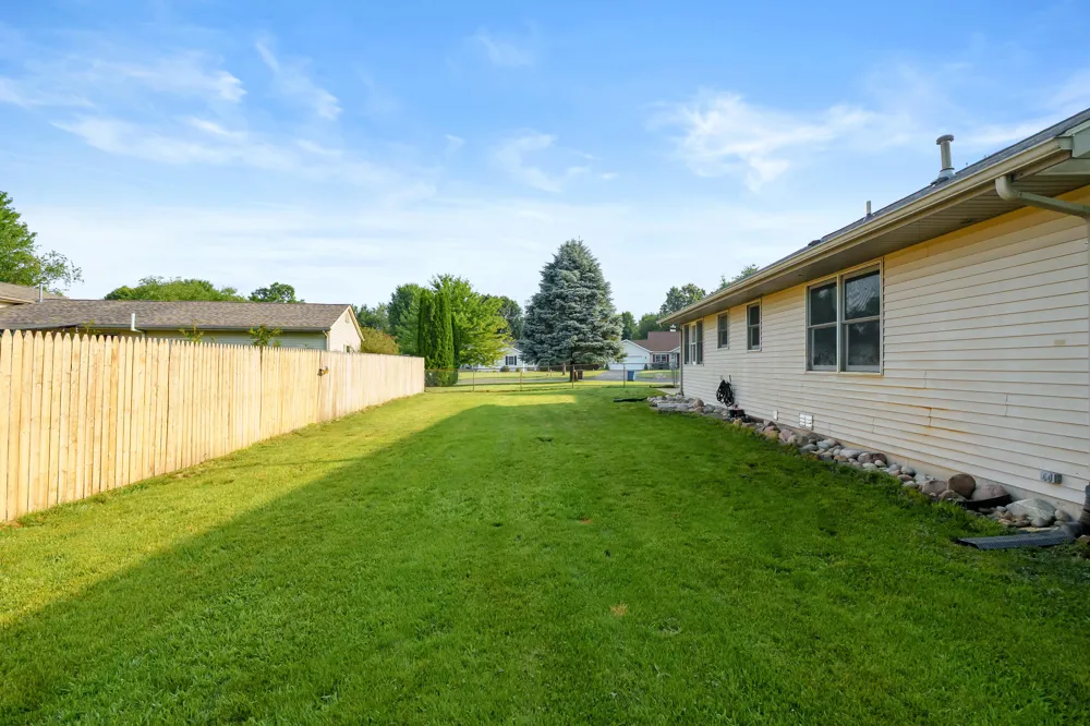 150 Gull Pointe Drive Bedford Charter Township, MI 49017