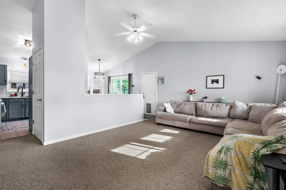 150 Gull Pointe Drive Bedford Charter Township, MI 49017