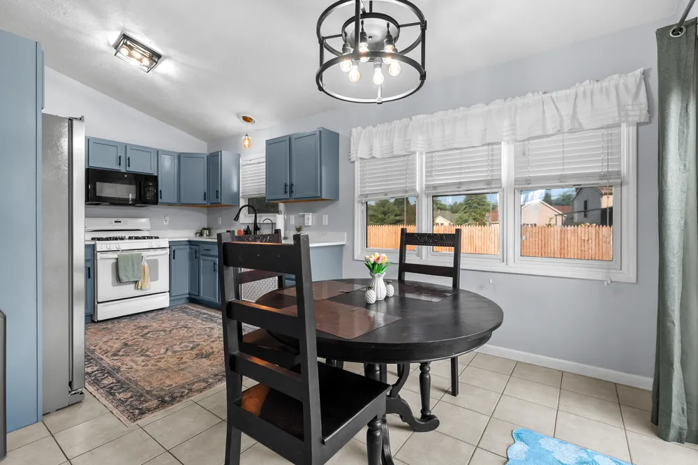 150 Gull Pointe Drive Bedford Charter Township, MI 49017