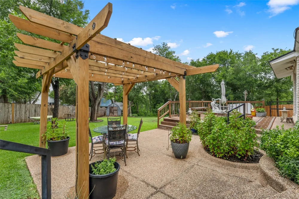 1124 Sierra Drive Woodway, TX 76712