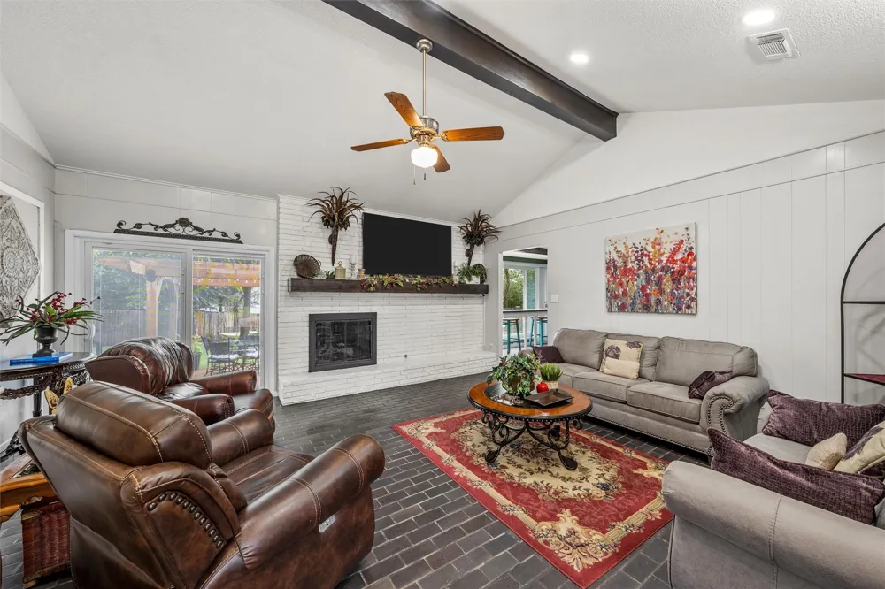 1124 Sierra Drive Woodway, TX 76712