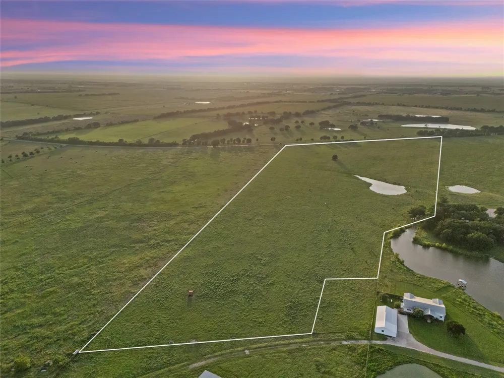 2442 Happy Swaner Lane Axtell, TX 76624