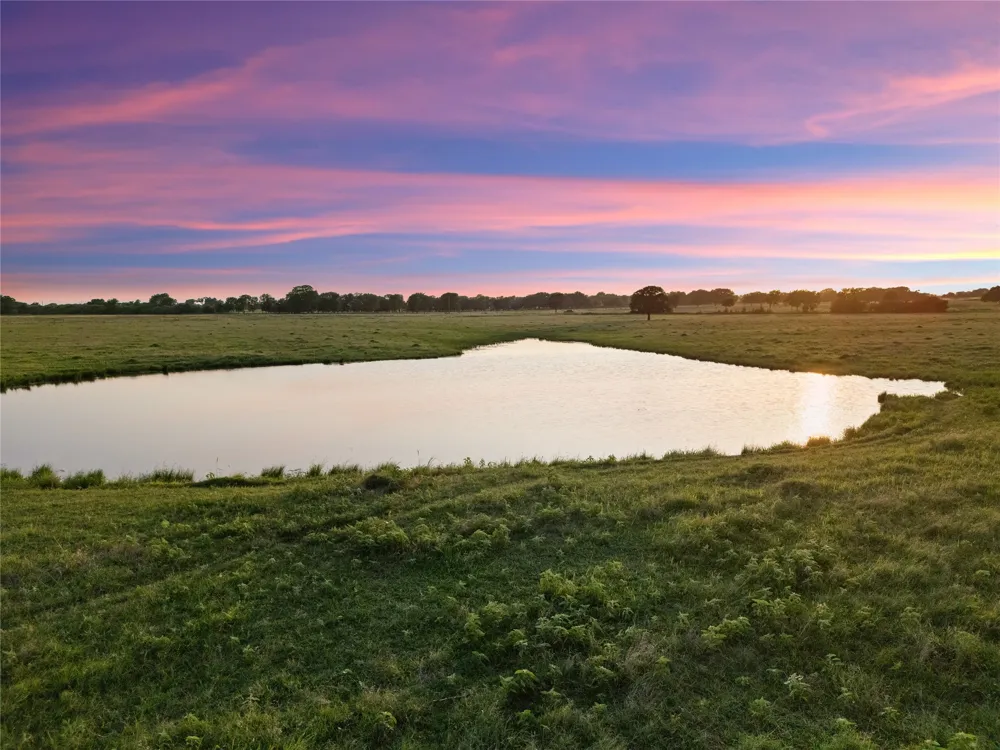 2442 Happy Swaner Lane Axtell, TX 76624