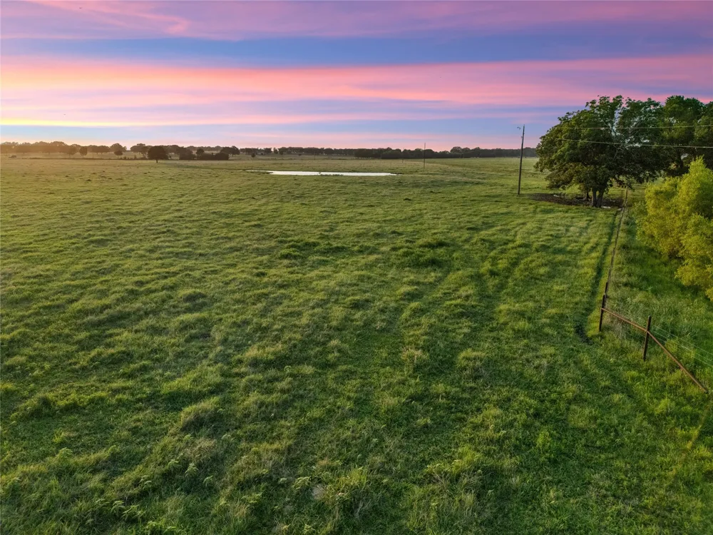 2442 Happy Swaner Lane Axtell, TX 76624