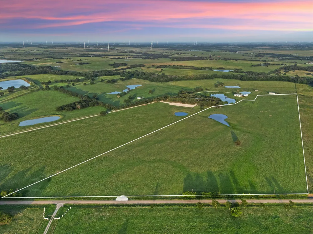 2442 Happy Swaner Lane Axtell, TX 76624
