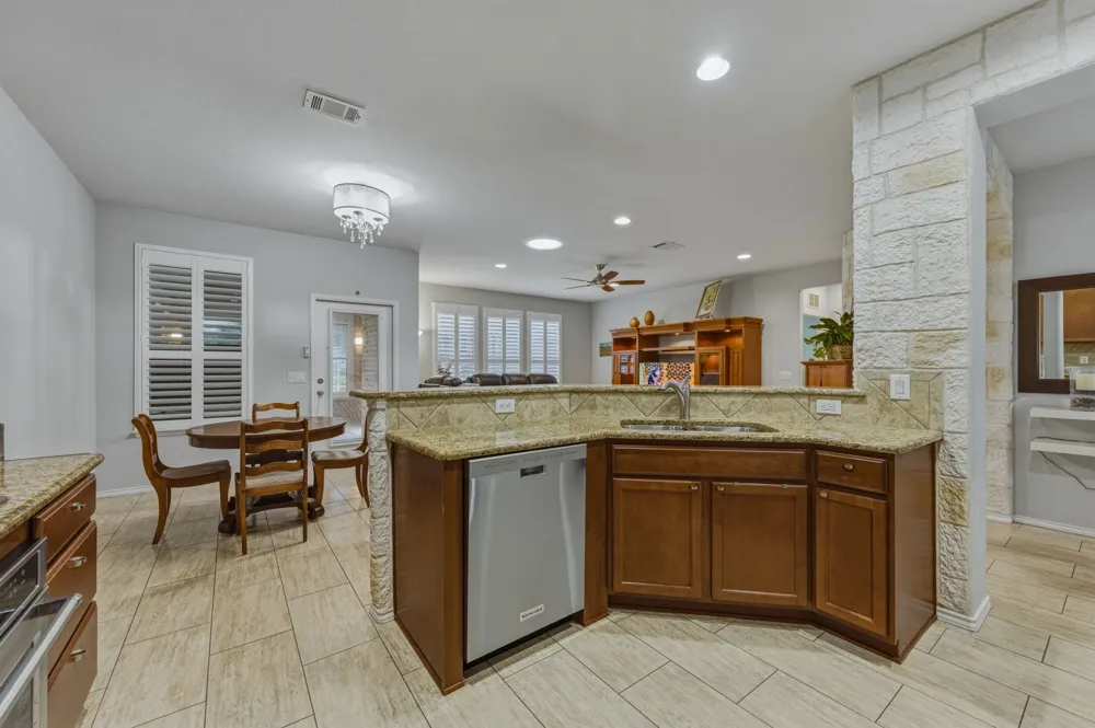 2204 Cane Hill Drive Frisco, TX 75036