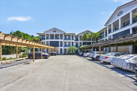 159 SE Brooks Street #UNIT 305