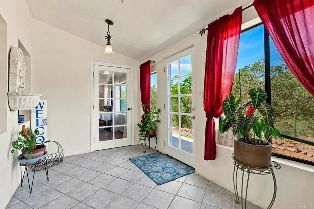 12350 Yucca Road Descanso, CA 91916