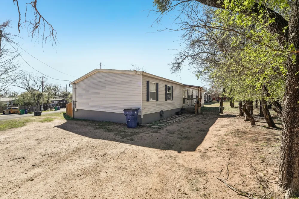 837 Southwood Drive Horseshoe Bay, TX 78657