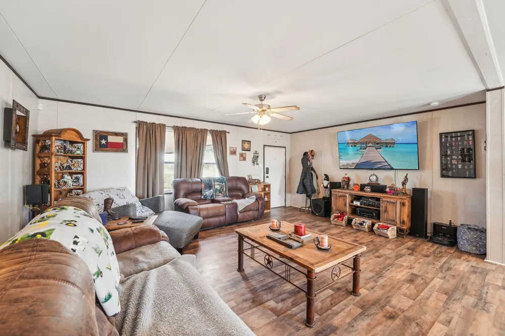 837 Southwood Drive Horseshoe Bay, TX 78657