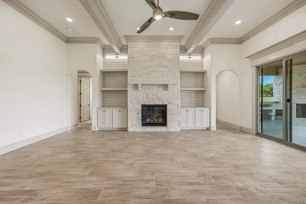 101 Eagle Court Glen Rose, TX 76077