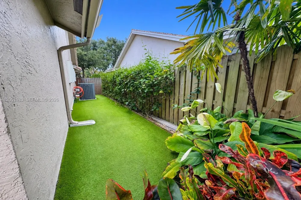 3420 Brussels Ave Cooper City, FL 33026