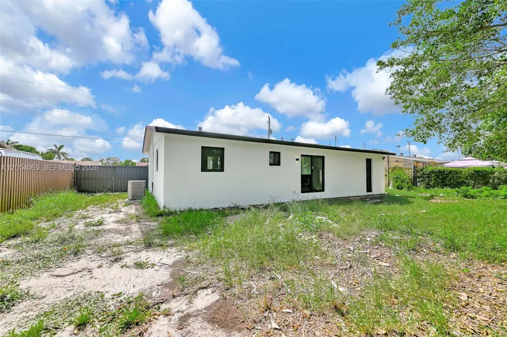 17231 NW 47th Ct Miami Gardens, FL 33055