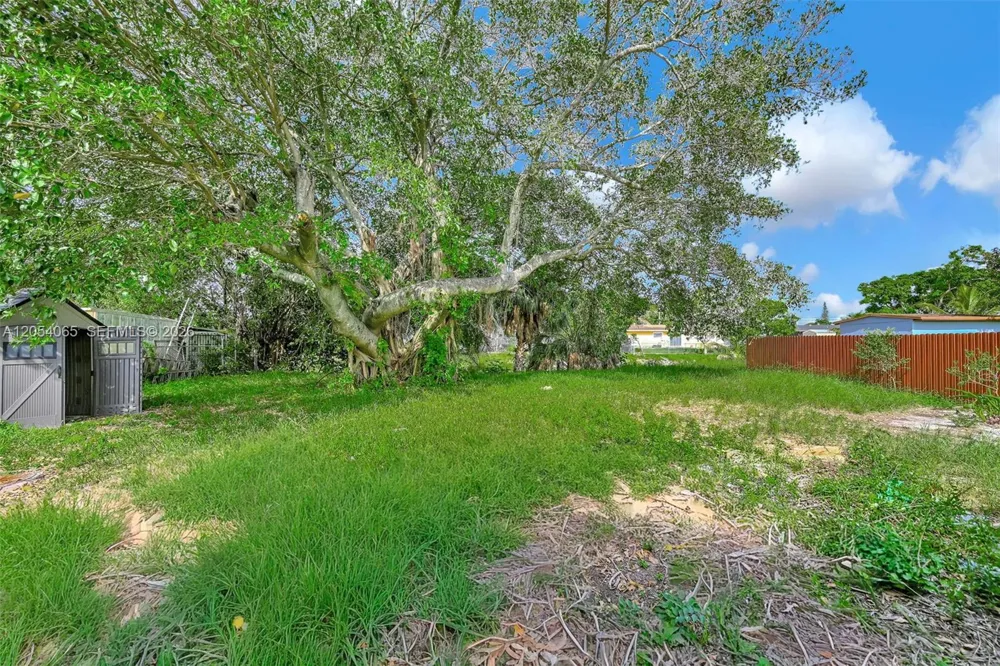 17231 NW 47th Ct Miami Gardens, FL 33055