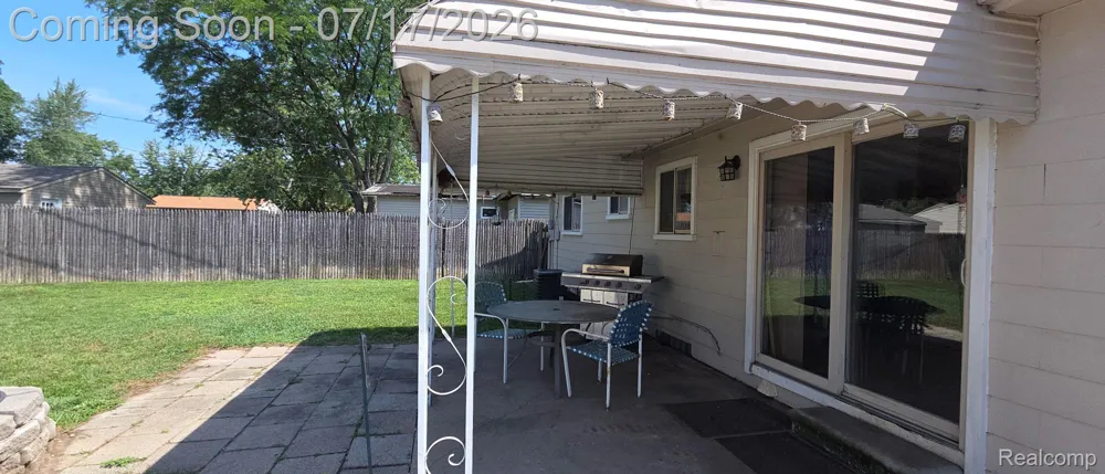 220 S Wildwood Street Westland City, MI 48186
