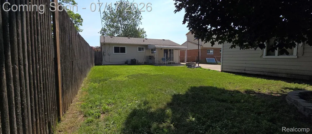220 S Wildwood Street Westland City, MI 48186