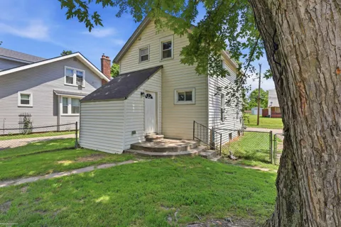 57 Johnson Street