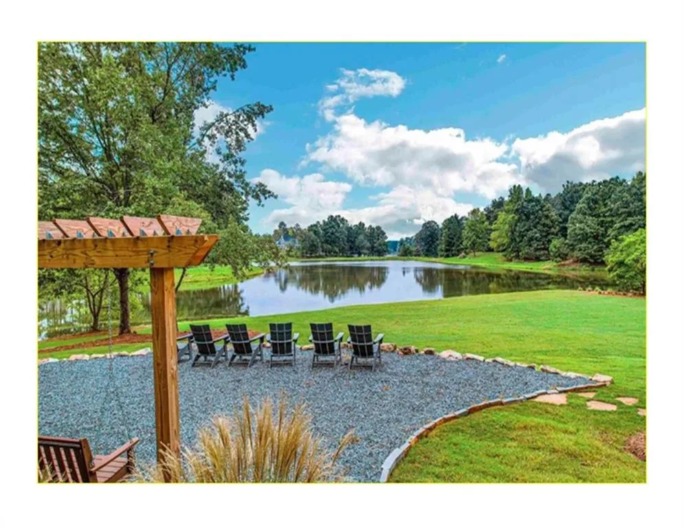 148 Salt Lake Lane Hoschton, GA 30548