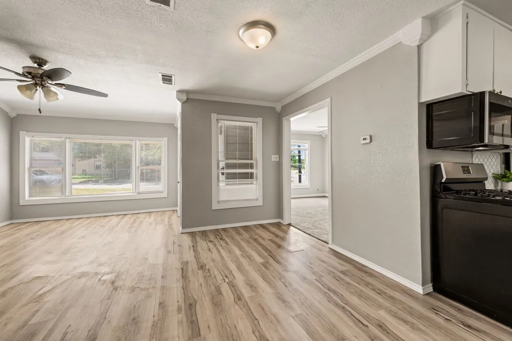 3501 Eastridge Drive Haltom City, TX 76117