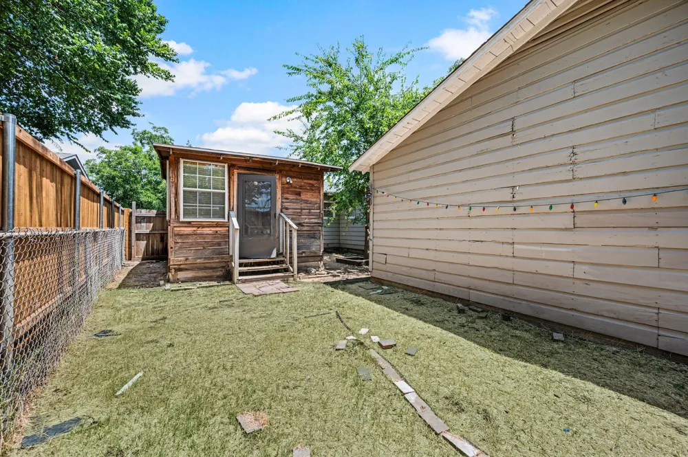 3501 Eastridge Drive Haltom City, TX 76117