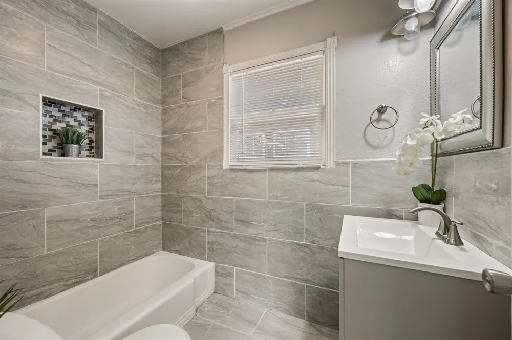 3501 Eastridge Drive Haltom City, TX 76117