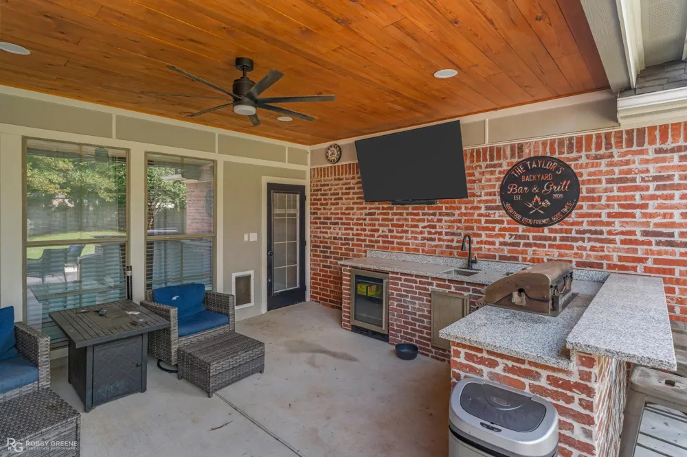1761 Turning Leaf Trail Haughton, LA 71037