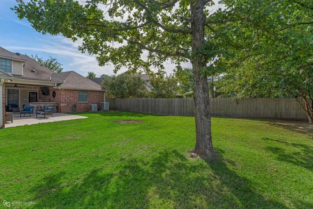 1761 Turning Leaf Trail Haughton, LA 71037