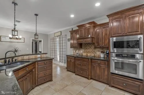 1761 Turning Leaf Trail Haughton, LA 71037