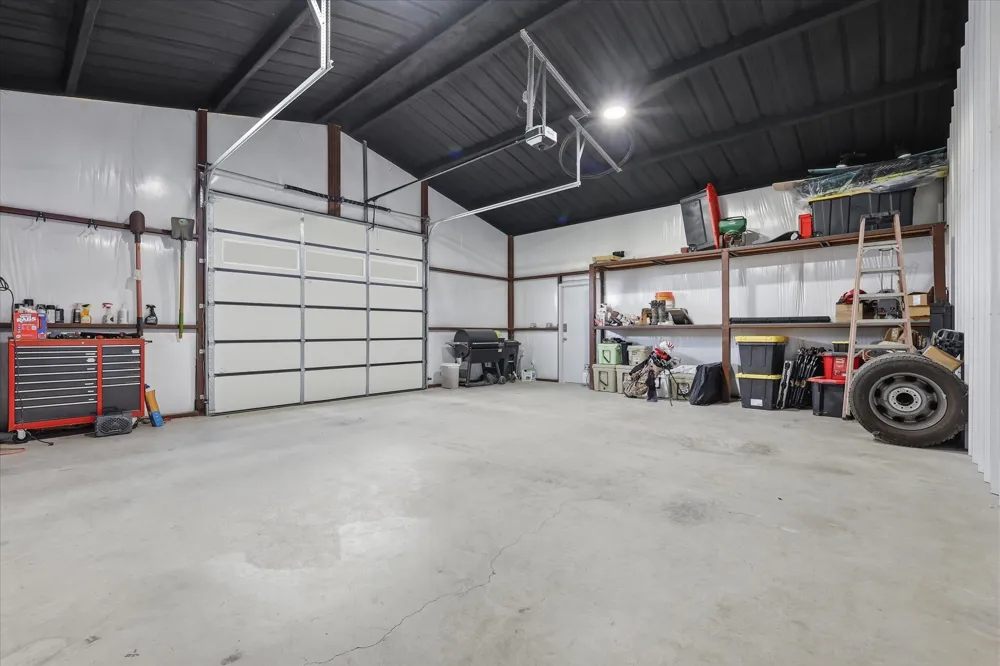 10061 Fm 66 Grandview, TX 76050