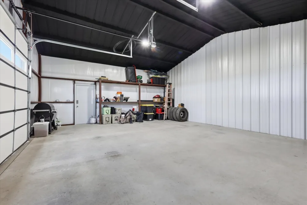 10061 Fm 66 Grandview, TX 76050