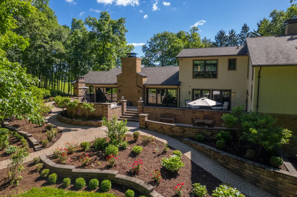 10750 Koebbe Road Manchester, MI 48158