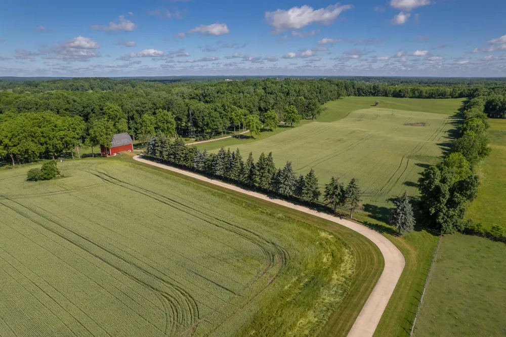 10750 Koebbe Road Manchester, MI 48158