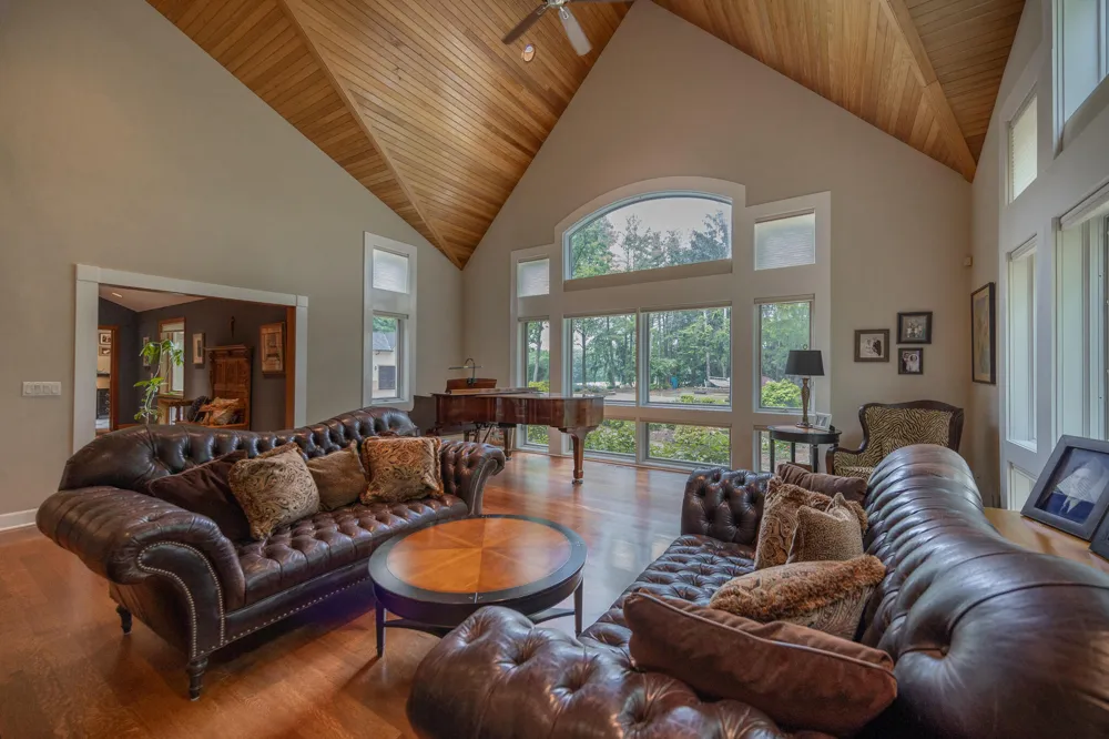 10750 Koebbe Road Manchester, MI 48158