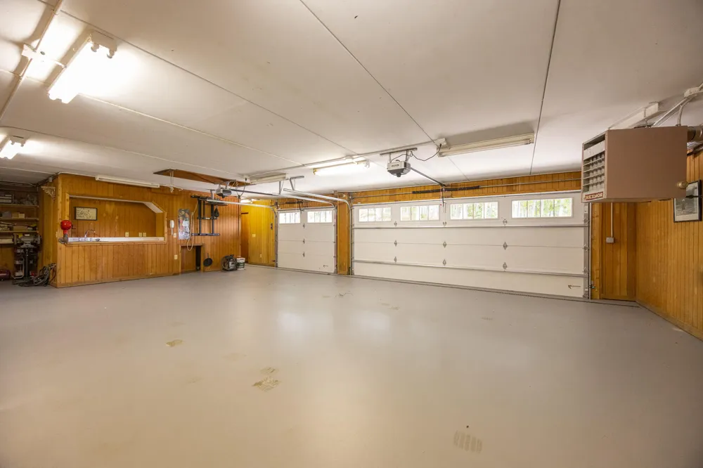 10750 Koebbe Road Manchester, MI 48158