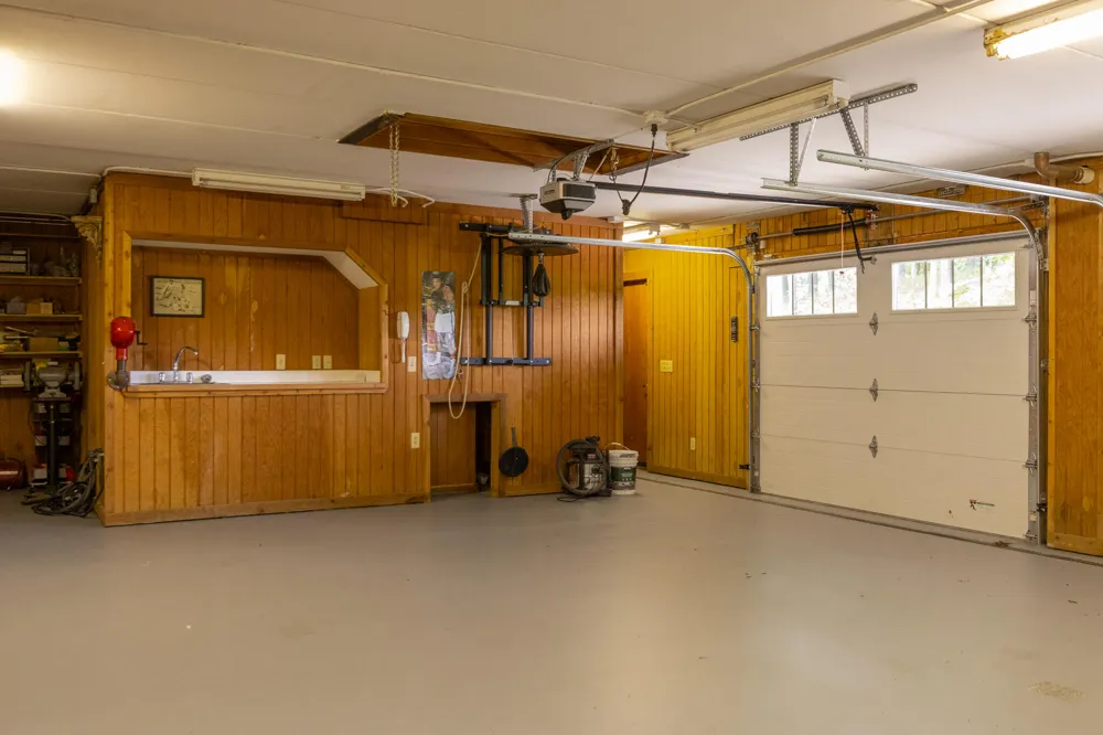 10750 Koebbe Road Manchester, MI 48158