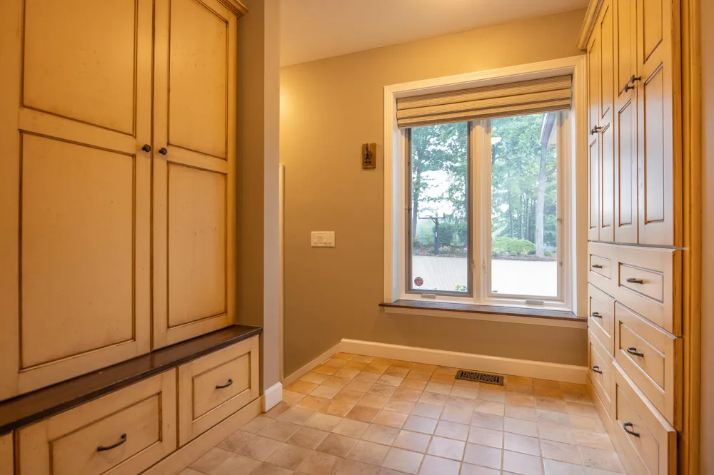 10750 Koebbe Road Manchester, MI 48158
