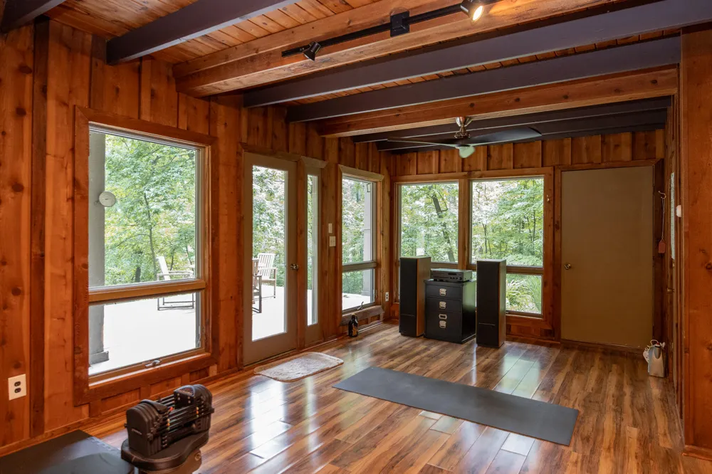 10750 Koebbe Road Manchester, MI 48158