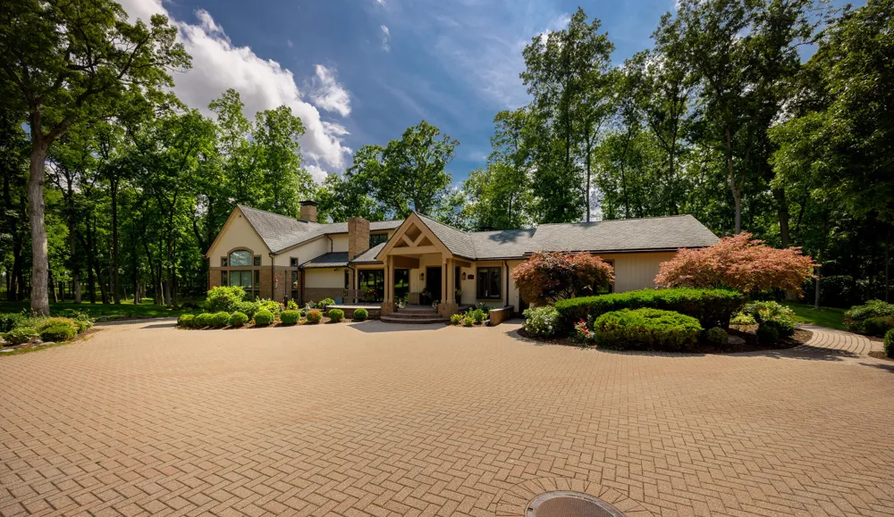 10750 Koebbe Road Manchester, MI 48158