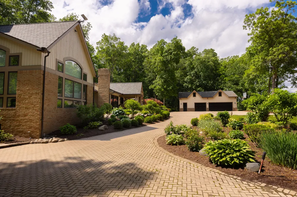 10750 Koebbe Road Manchester, MI 48158