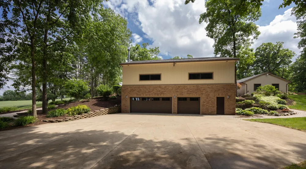 10750 Koebbe Road Manchester, MI 48158