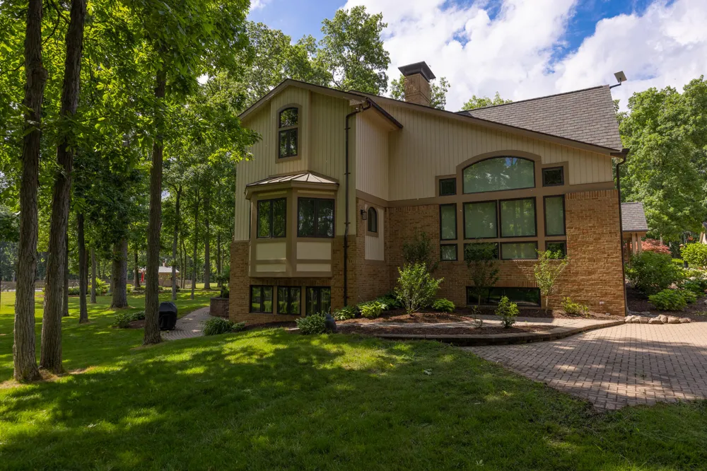 10750 Koebbe Road Manchester, MI 48158