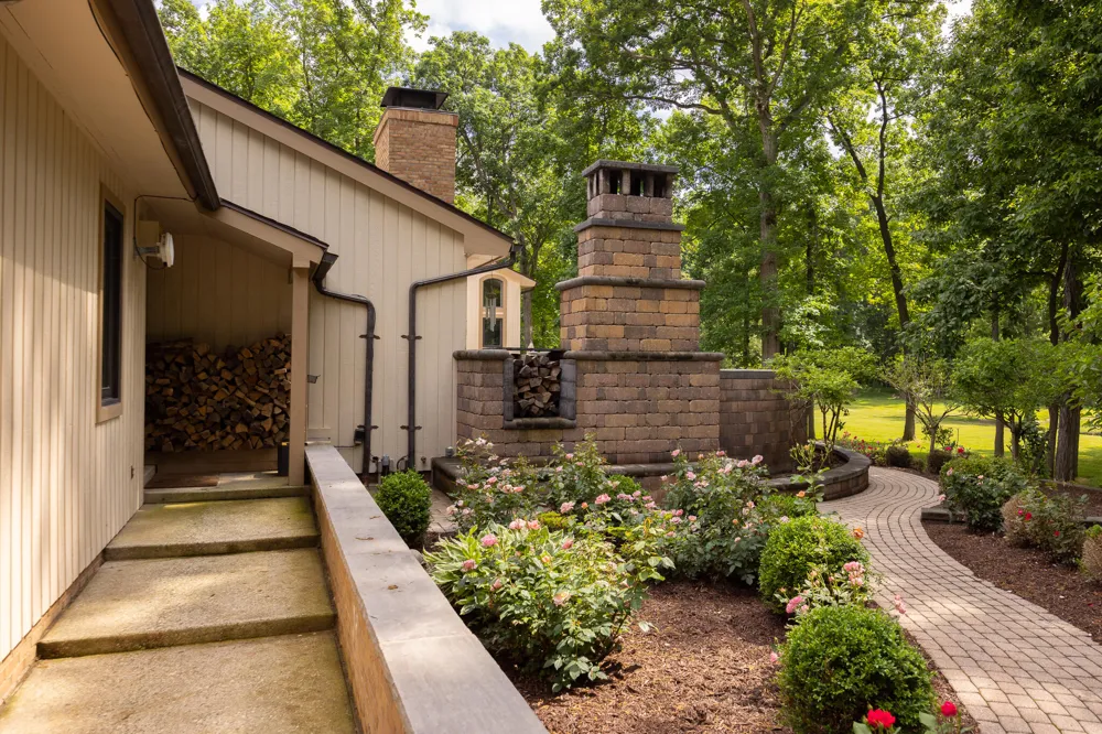 10750 Koebbe Road Manchester, MI 48158