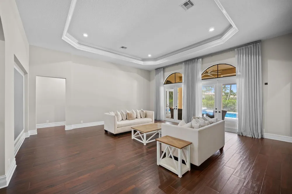 4445 Island Reef Drive Wellington, FL 33449