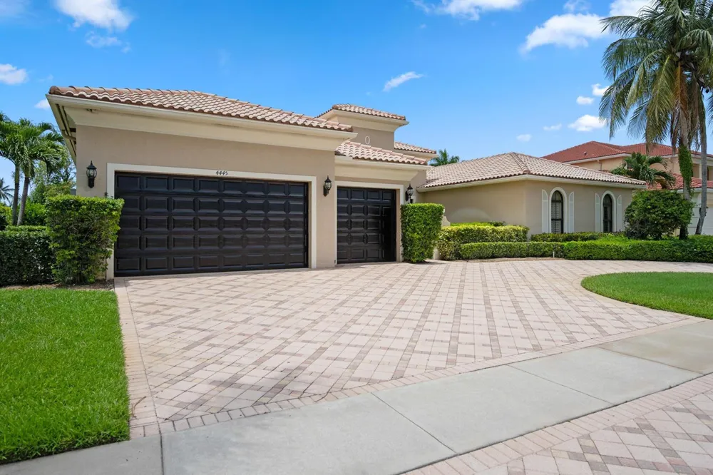 4445 Island Reef Drive Wellington, FL 33449